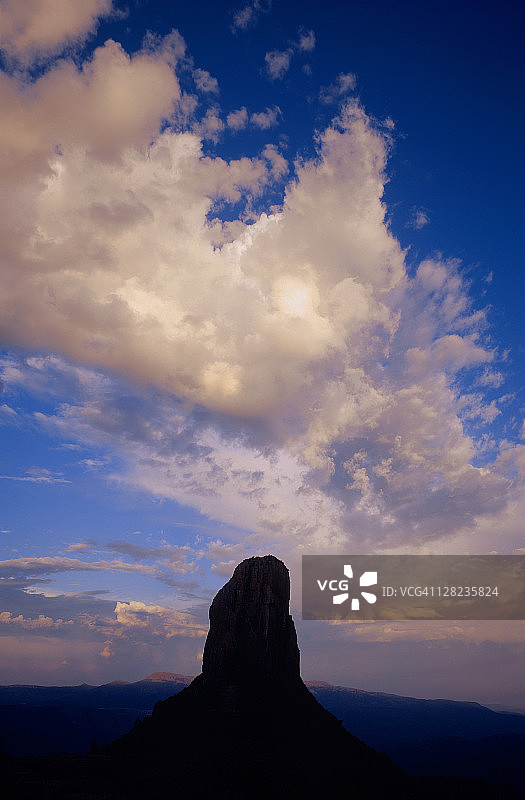 塔斯马尼亚西南国家公园安妮山脉日落景观图片素材