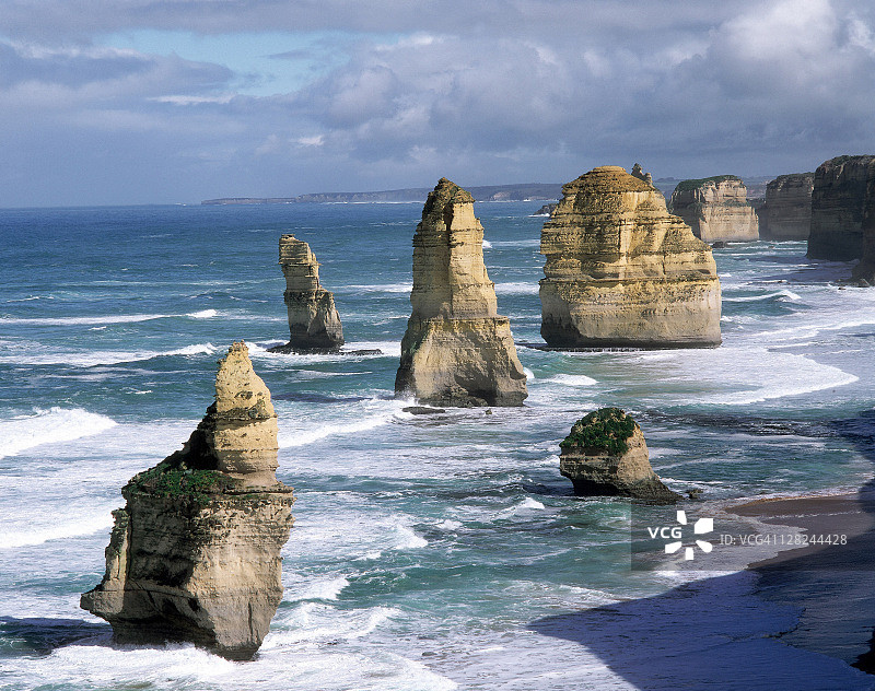 澳大利亚维多利亚州坎贝尔港海岸十二使徒岩图片素材