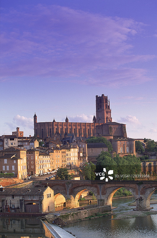 法国阿尔比图片素材