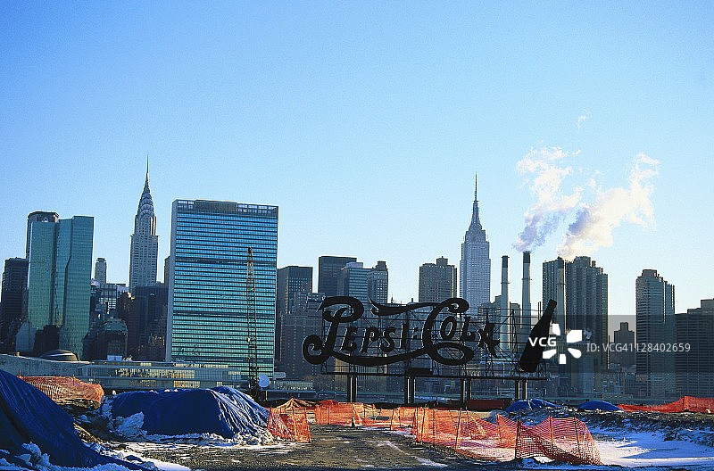 从长岛市远眺曼哈顿中城图片素材