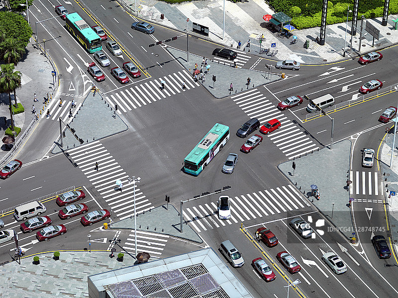 中国繁忙的十字路口图片素材