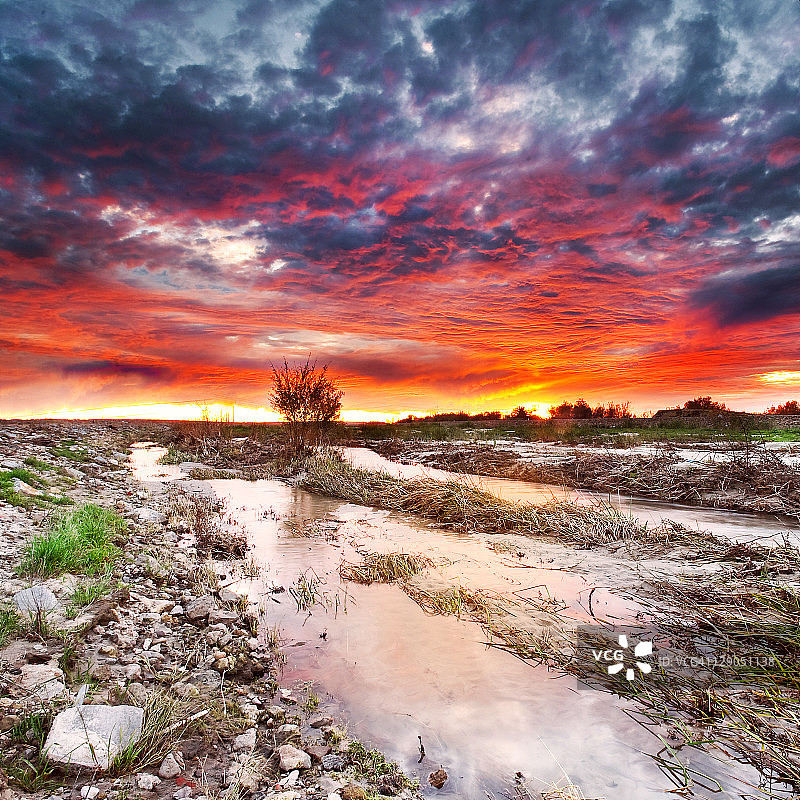 河上日落图片素材