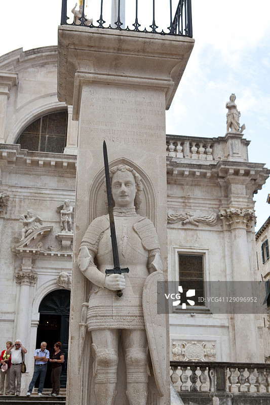 卢扎广场的雕像图片素材