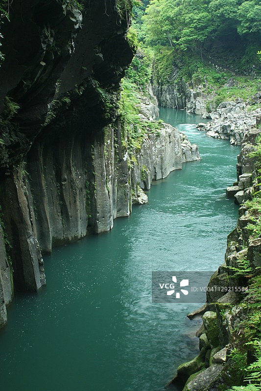 高千穗峡的溪流图片素材