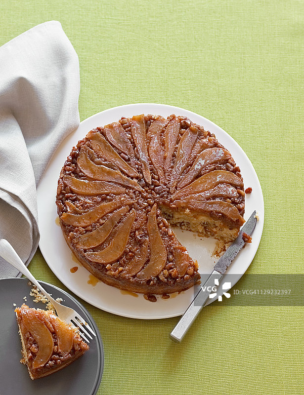 梨子山核桃倒置蛋糕图片素材