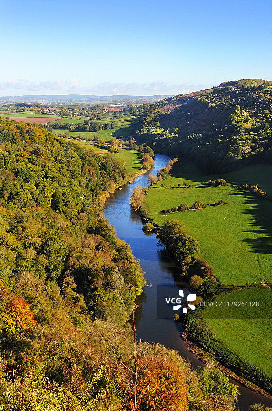 从亚特岩石观赏的怀伊河图片素材