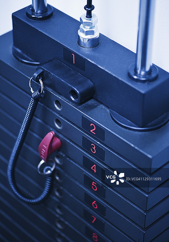 美国新泽西泽西市：健身房的锻炼器械图片素材