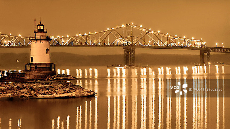金色夜晚图片素材