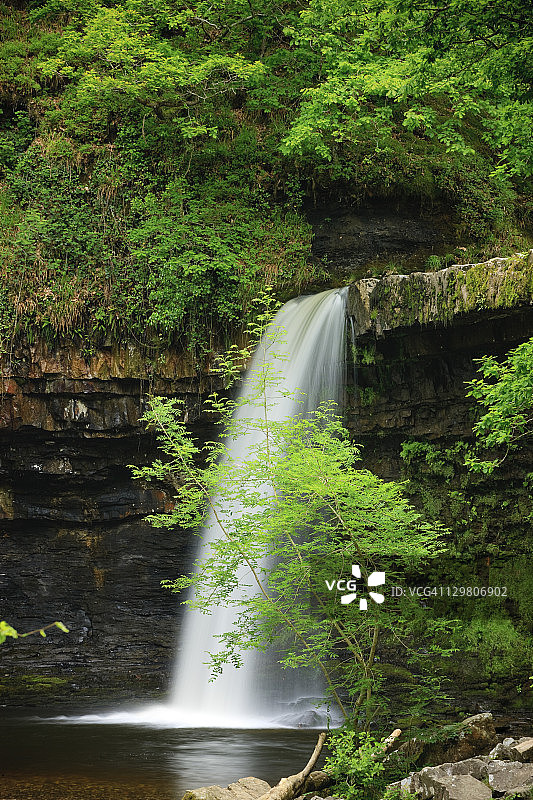 斯古德格拉迪斯瀑布，布雷肯比肯斯国家公园，威尔士波伊斯郡图片素材