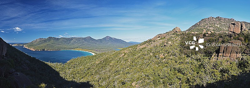 澳大利亚塔斯马尼亚州菲欣纳国家公园酒杯湾风光图片素材