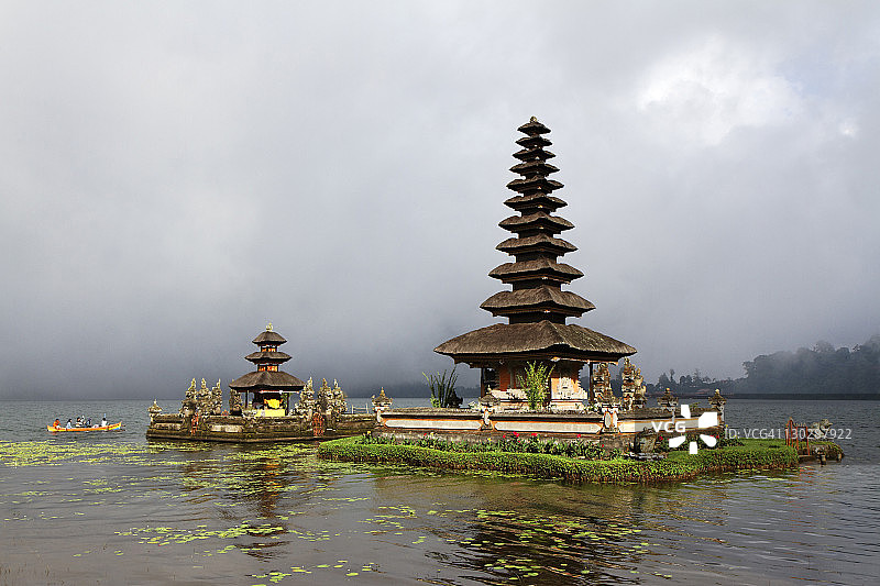 布拉坦水神庙图片素材