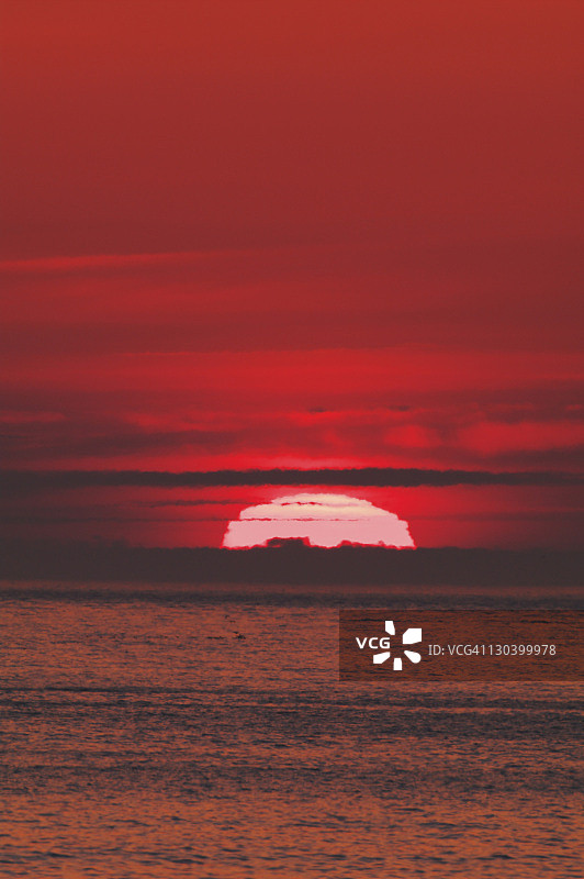 鄂霍次克海日出，日本北海道图片素材