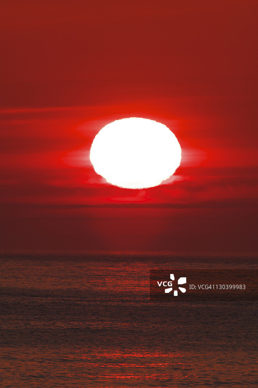 鄂霍次克海日出，日本北海道图片素材