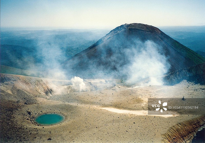 米阿坎火山和阿寒-古富士火山图片素材