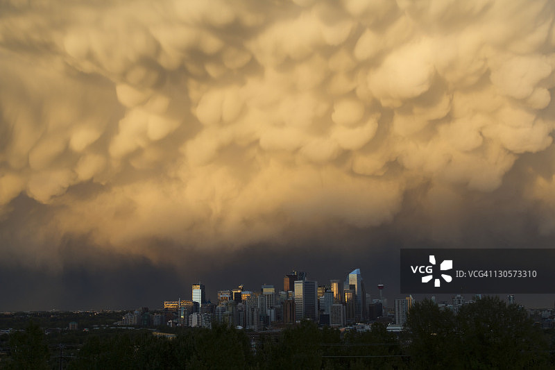 乳状云图片素材