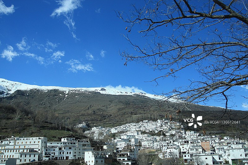 特雷韦莱斯（通往弗里希利亚纳的路上）图片素材