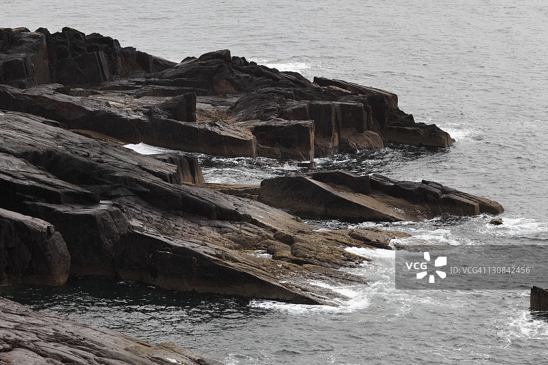爱尔兰凯里郡丁格尔半岛斯莱头岩石海岸图片素材