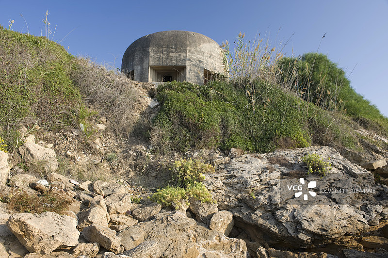 意大利西西里岛东海岸的二战碉堡图片素材