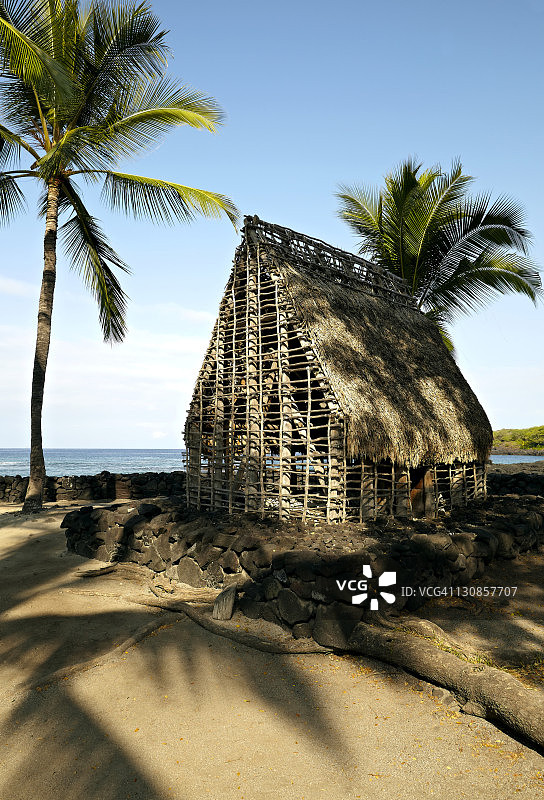 夏威夷大岛科纳海岸普吾霍瑙瑙国家历史公园的寺庙图片素材