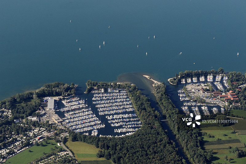 德国巴登-符腾堡州康斯坦茨湖戈伦码头鸟瞰图片素材