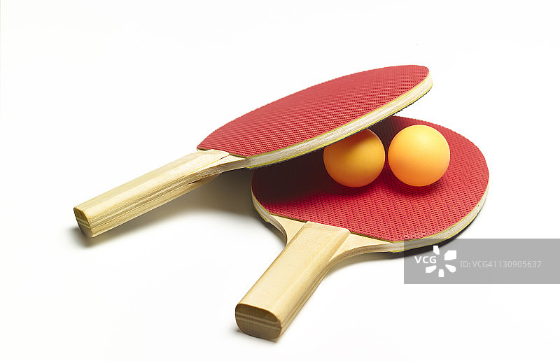 带复制空间的乒乓球拍和球图片素材