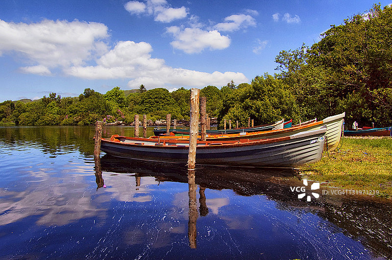 在基拉尼划船图片素材