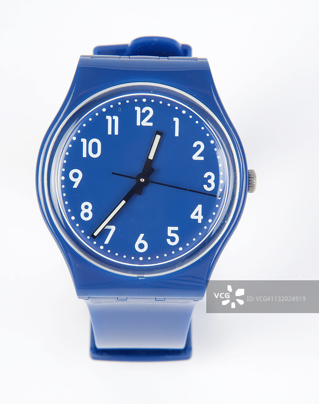 简约蓝白腕表图片素材
