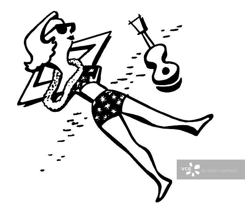 女人躺在沙滩上图片素材