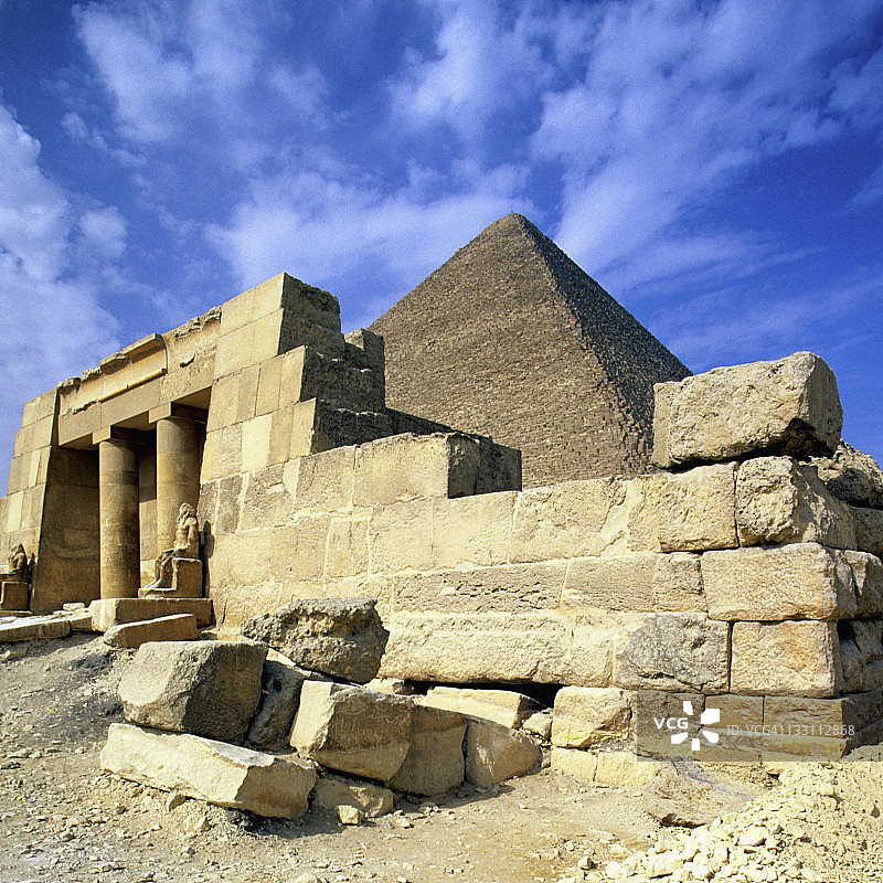 吉萨胡夫金字塔，埃及图片素材