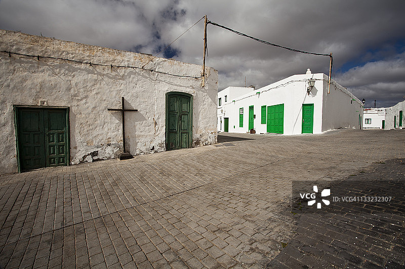 传统村庄的鹅卵石街道图片素材