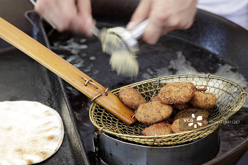 手工炸豆丸子图片素材