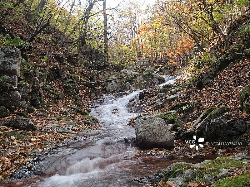 五台山国家公园小金刚溪的秋色图片素材