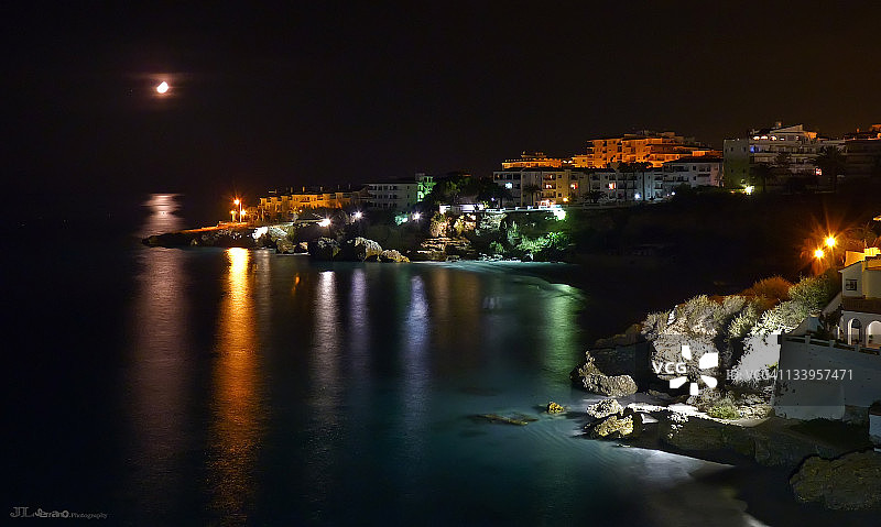 内尔哈海滩夜景图片素材