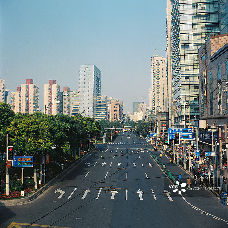 中国上海徐汇区徐家汇图片素材