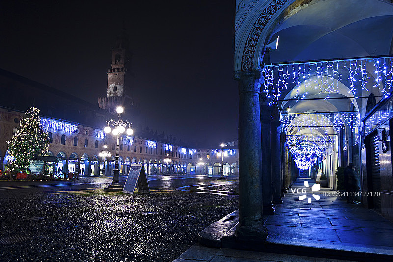 维杰瓦诺广场的灯光图片素材