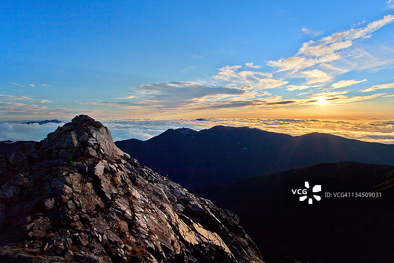 日出时分的北岳图片素材