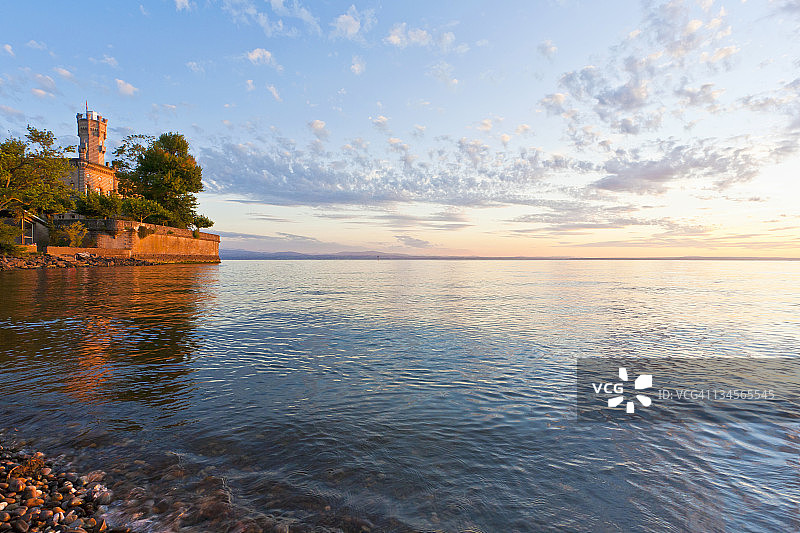 康斯坦茨湖畔朗格纳尔根的蒙特福特城堡图片素材
