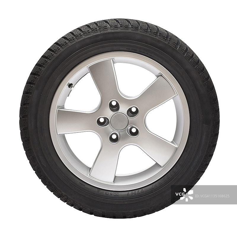 白色背景上的黑色轮胎和钢制轮毂图片素材