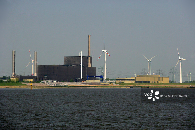 布伦斯比特尔原子能发电厂，易北河图片素材