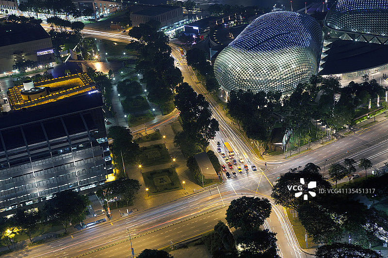 滨海艺术中心剧院十字路口交通图片素材