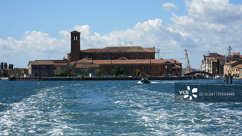 海上的摩托艇图片素材