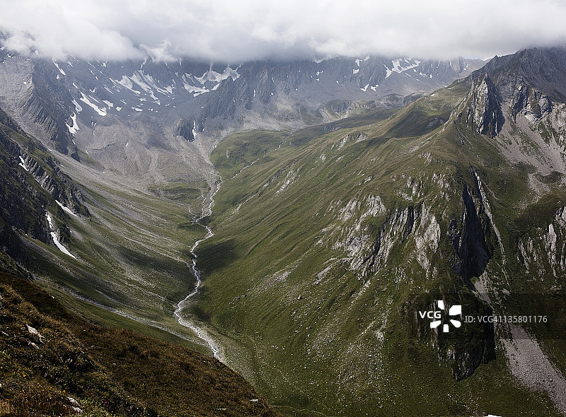 从山顶俯瞰大峡谷图片素材