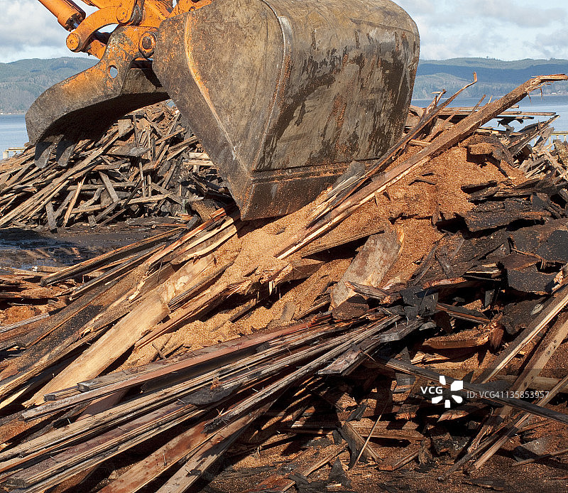 拆解与回收图片素材