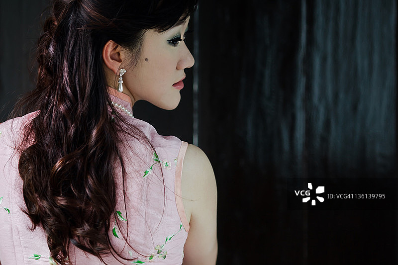 女子背影图片素材