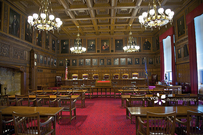 装饰精美的法庭图片素材