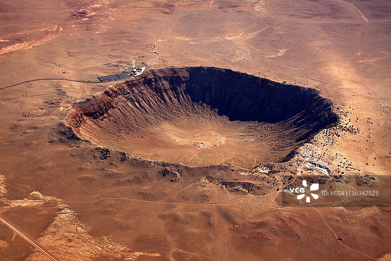 流星陨石坑图片素材