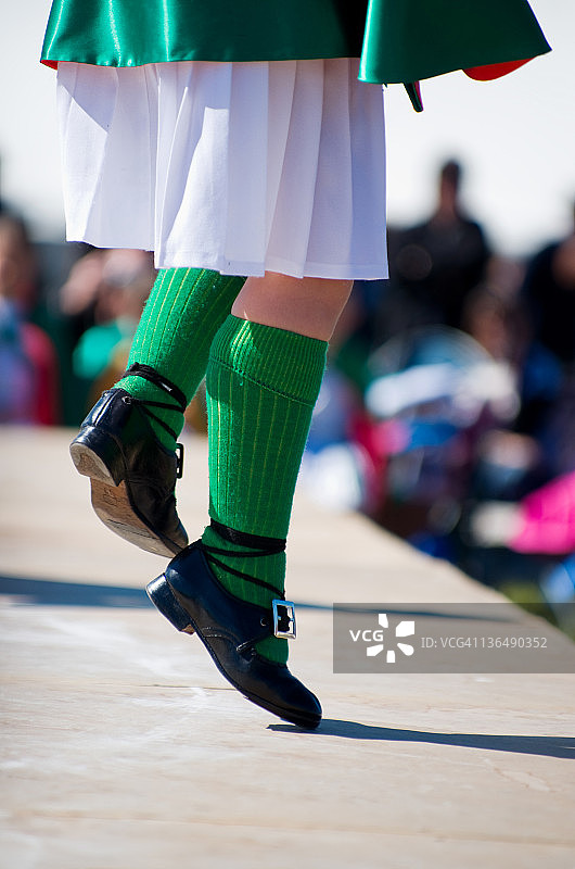 爱尔兰舞蹈儿童，高地舞蹈比赛图片素材