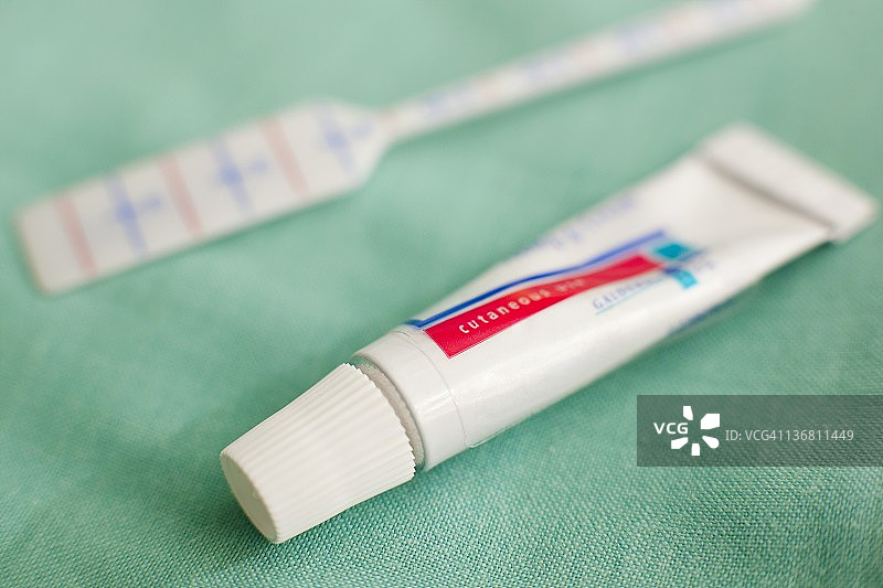 皮肤科药物前体乳膏图片素材