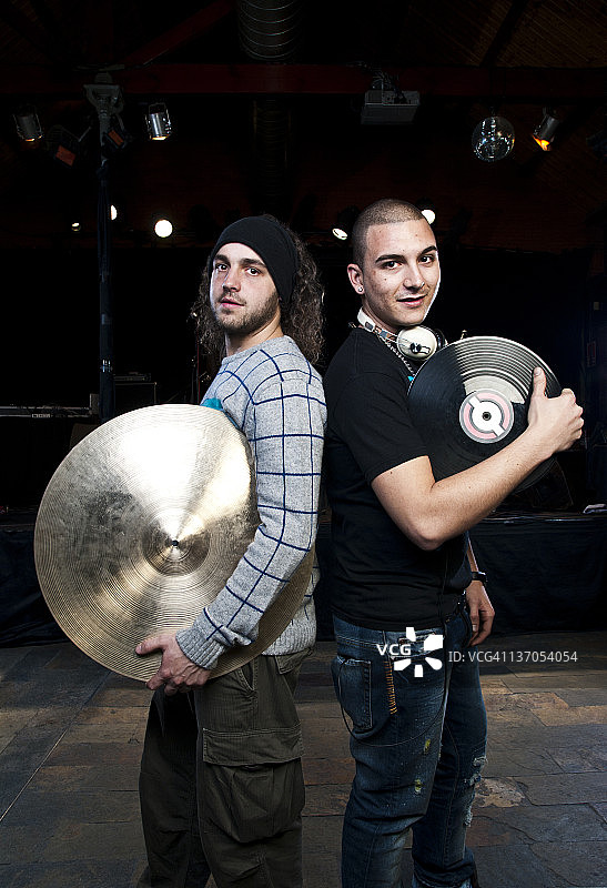 鼓手和DJ图片素材