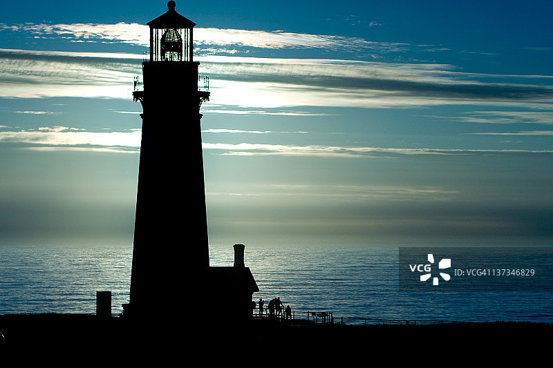 蓝色灯塔图片素材